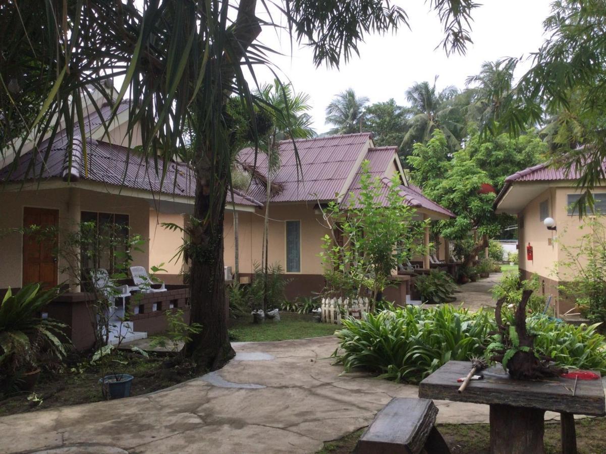 Salatan Resort Ko Lanta Exteriér fotografie